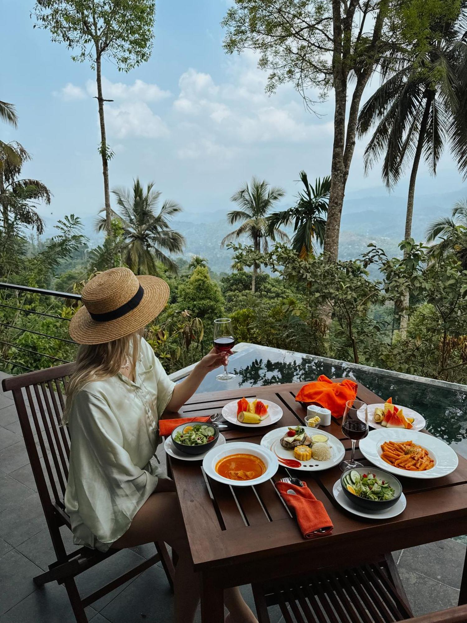 Aarunya Nature Resort - Kandy Ngoại thất bức ảnh