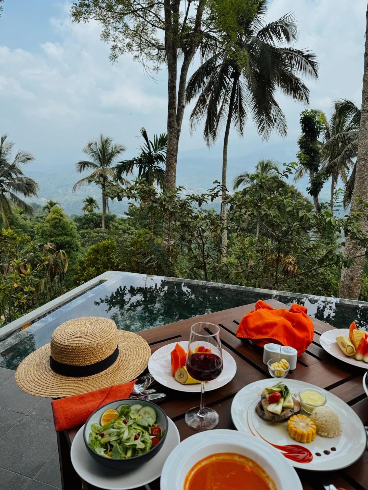 Aarunya Nature Resort - Kandy Ngoại thất bức ảnh